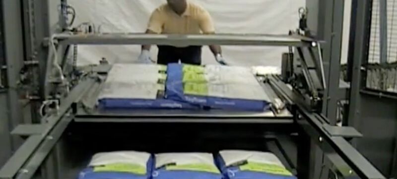 Bag Palletizing-Semi-Auto