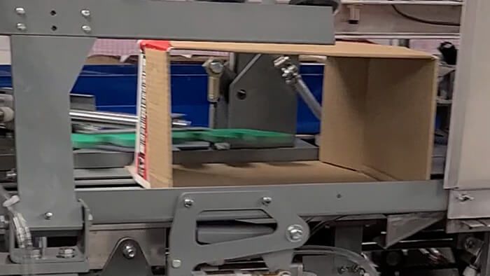 M335 Precise control of case opening